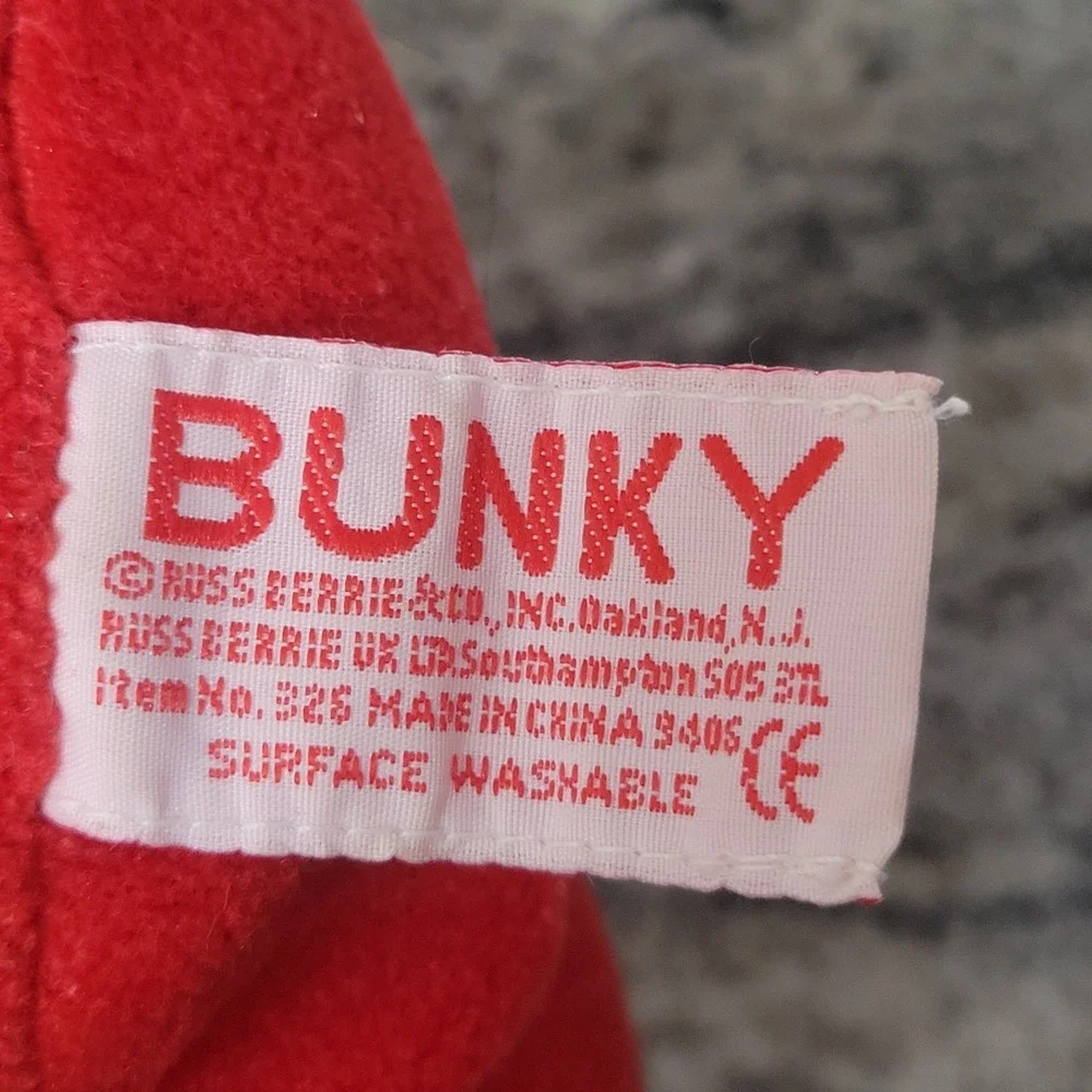 VTG Russ Berrie & Co. Russ Plush Bunky Christmas Bear Made in China Tag